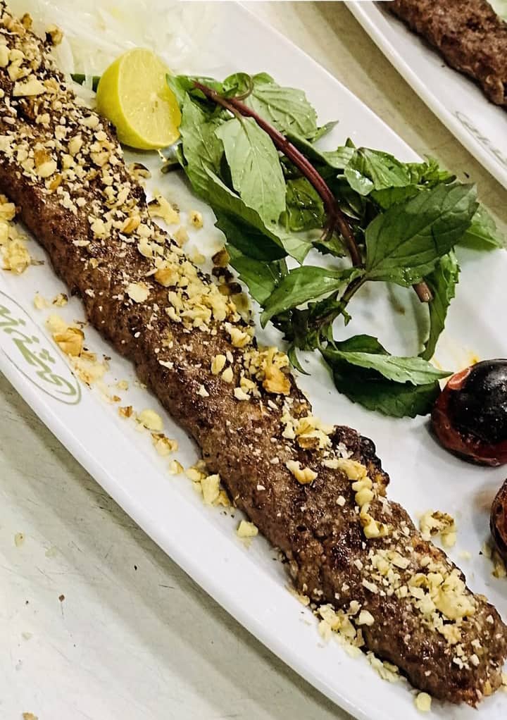 کباب ساطوری حسن خان در تبریز